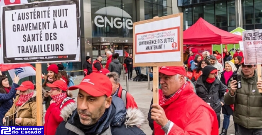 Transportes públicos e vôos são afetados por greve
